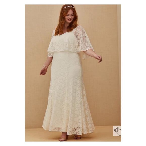 Torrid Ivory Lace Capelet Wedding Dress Sz.16 NWT - Picture 1 of 9